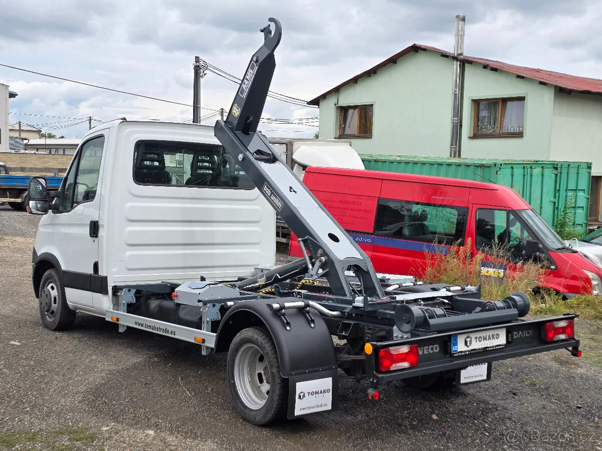 Iveco Daily 2023 photo 5