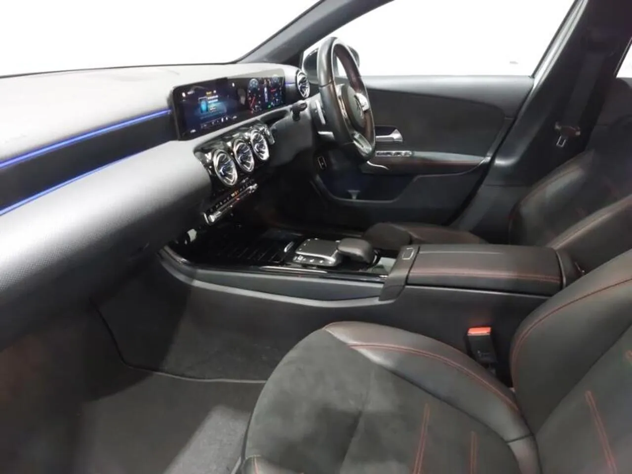 Mercedes-Benz A-Class 2022 photo 5