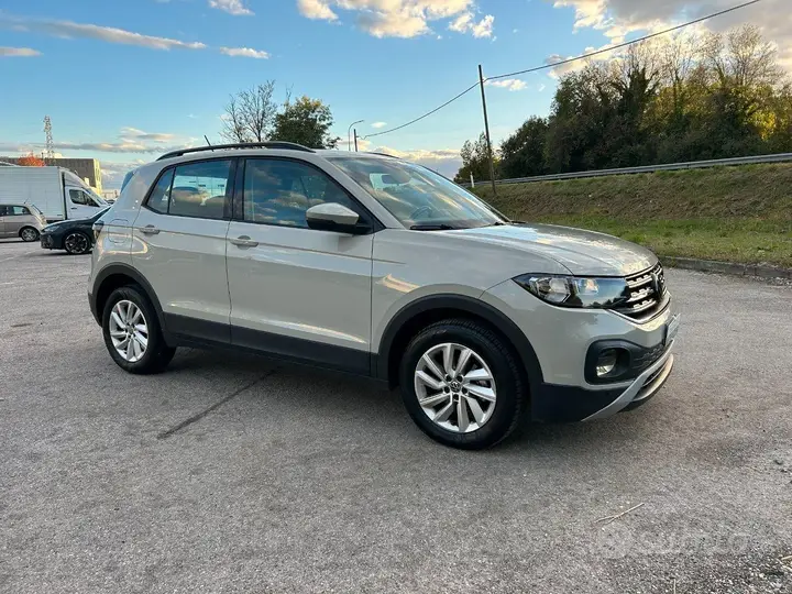 Volkswagen T-Cross 2023 photo 3