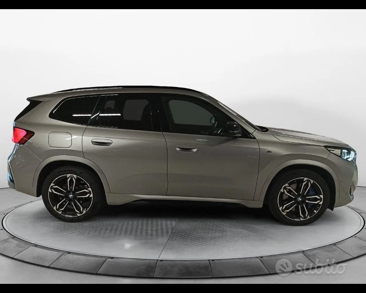 BMW X1 2024 photo 5
