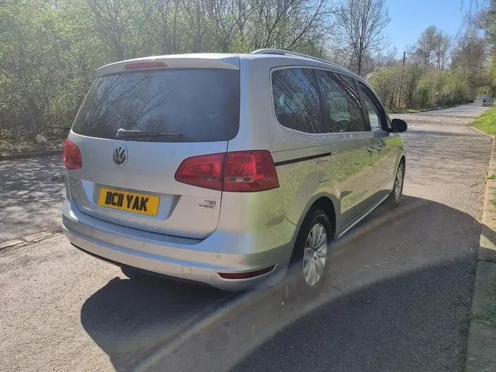 Volkswagen Sharan 2011 photo 4