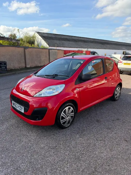 Peugeot 107 2013 photo 5
