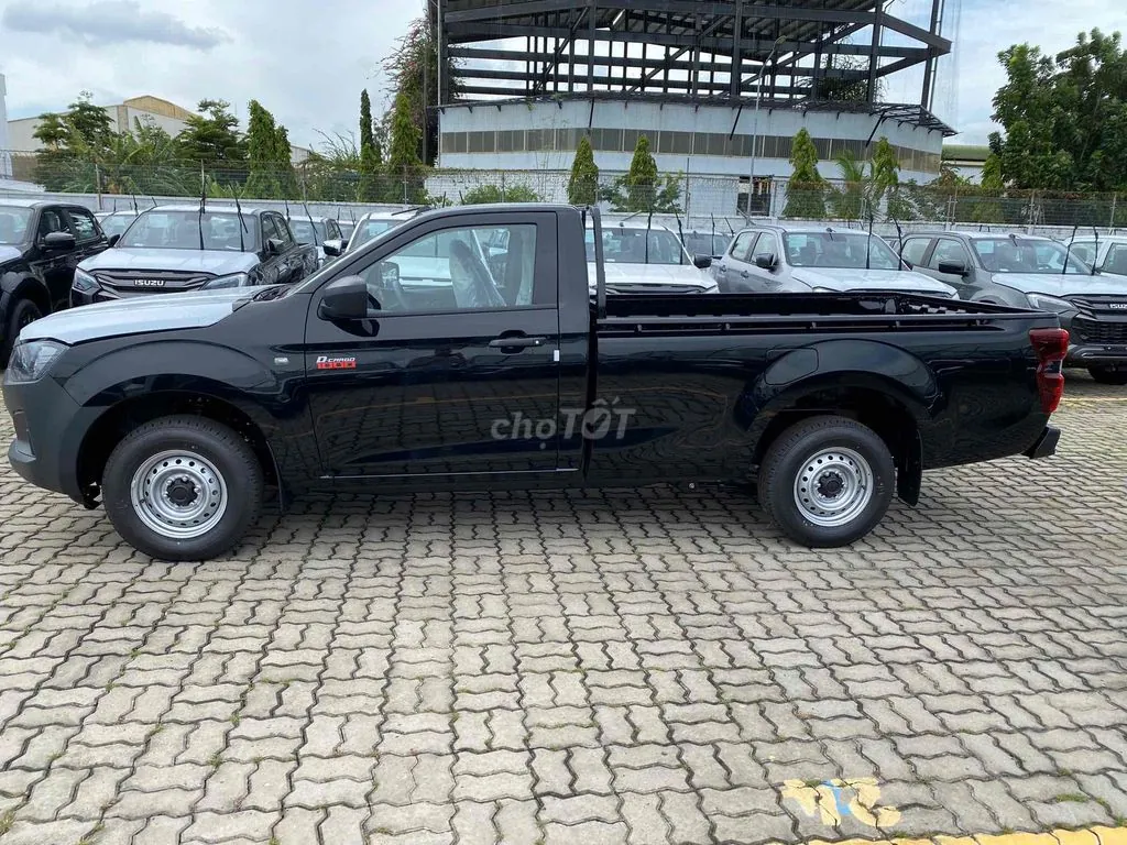 Isuzu D-Max 2026 photo 5