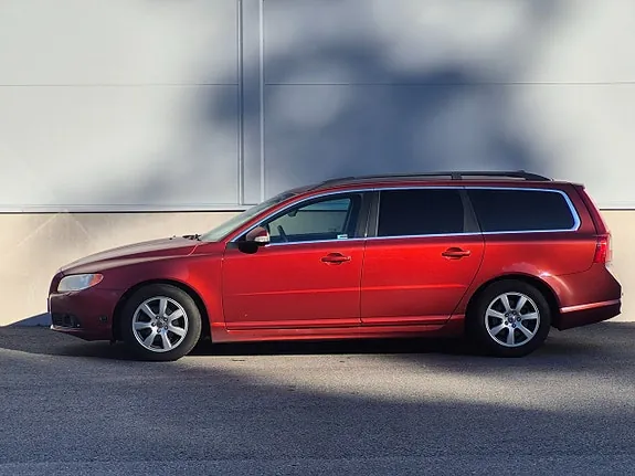Volvo V70 2011 photo 5