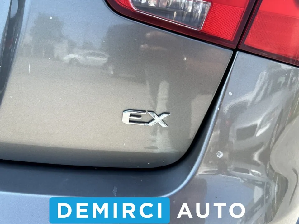 Kia Forte 2011 photo 4