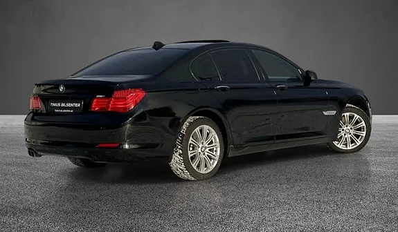 BMW 730D 2009 photo 2