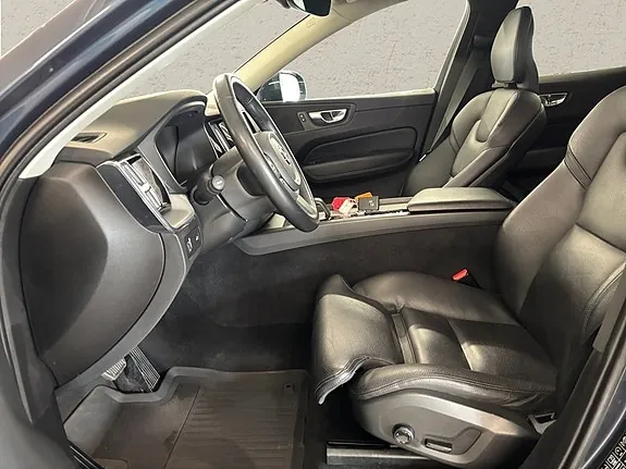 Volvo Xc60 2022 photo 4