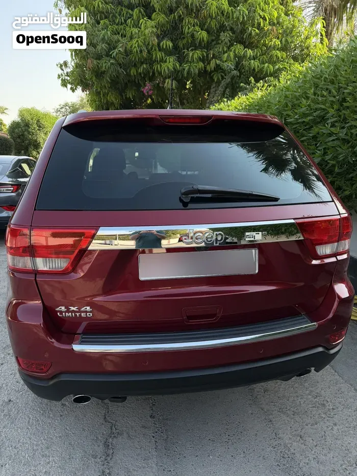 Jeep Grand Cherokee 2012 photo 3