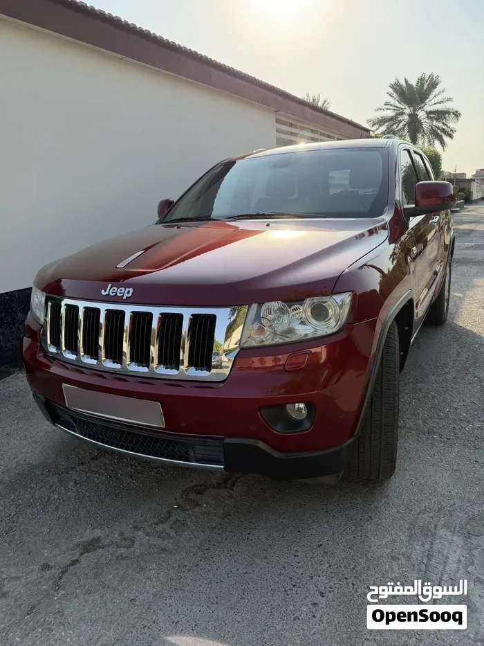 Jeep Grand Cherokee 2012 photo 2