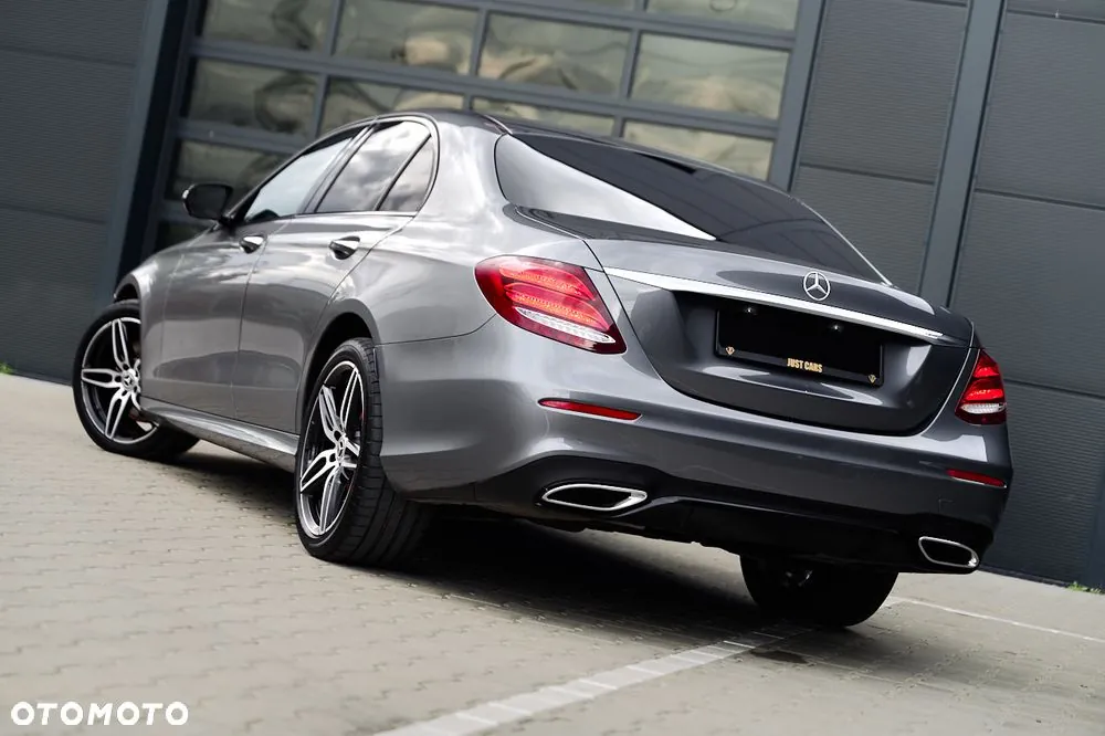 Mercedes-Benz E-Class 2018 photo 2