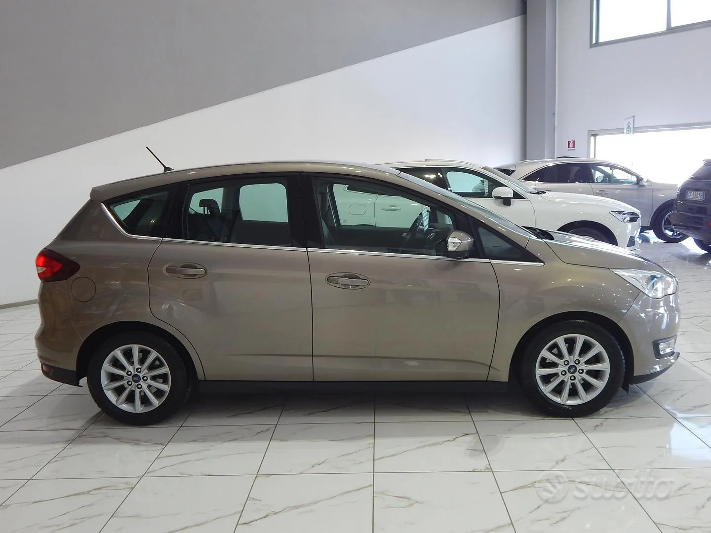 Ford C-Max 2018 photo 4