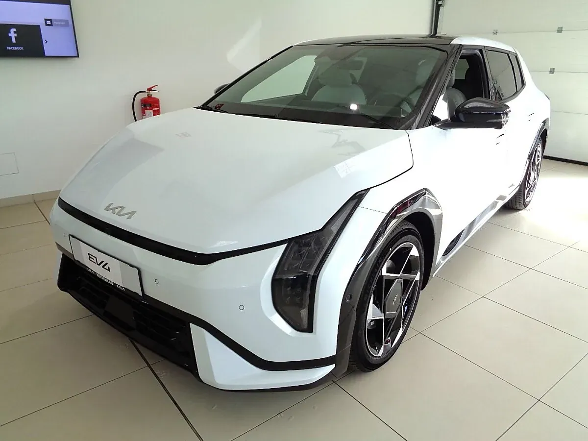 Kia Ev4 photo 2