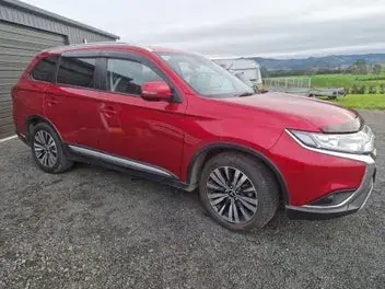 Mitsubishi Outlander 2021 photo 2