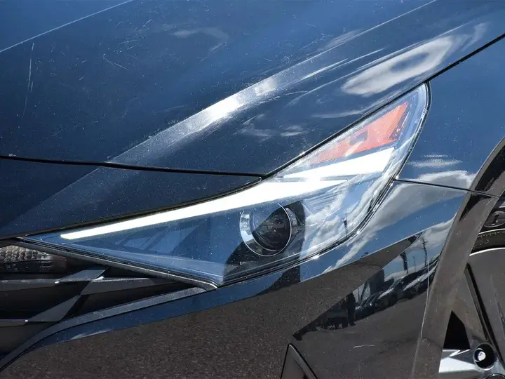 Hyundai Elantra 2021 photo 3