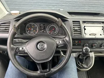 Volkswagen Transporter 2017 photo 3