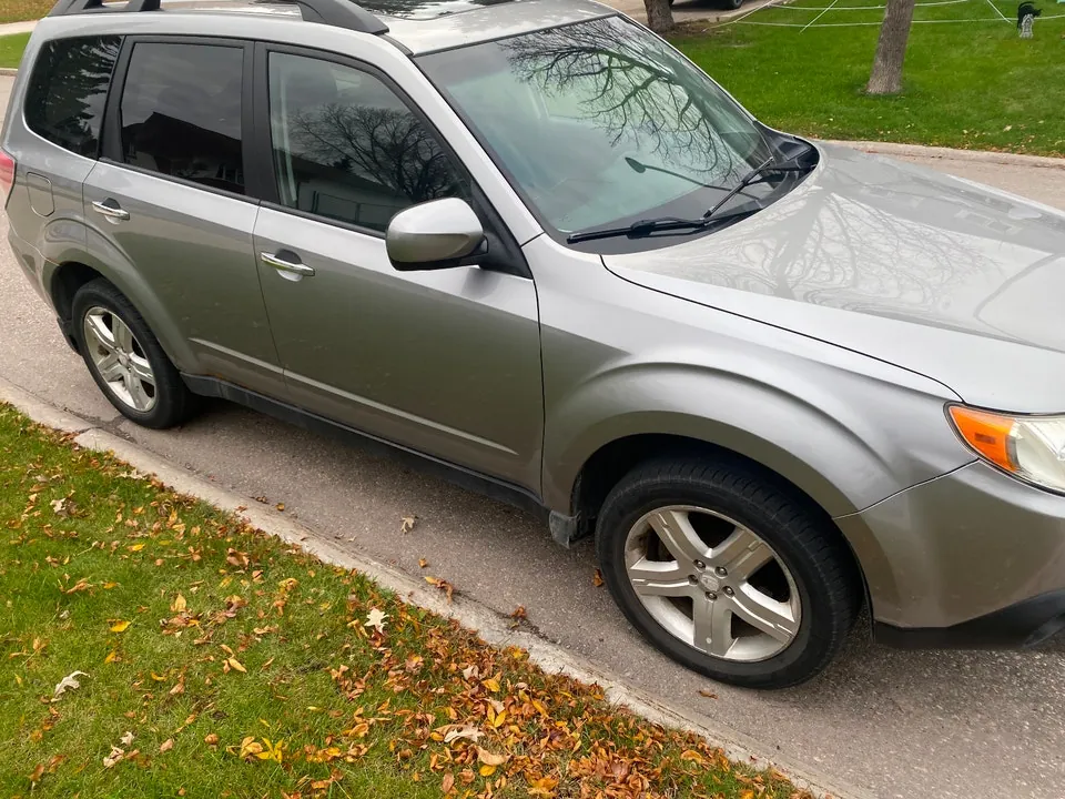 Subaru Forester 2009 photo 2