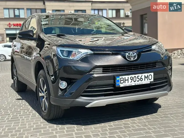 Toyota Rav4 2016 photo 5