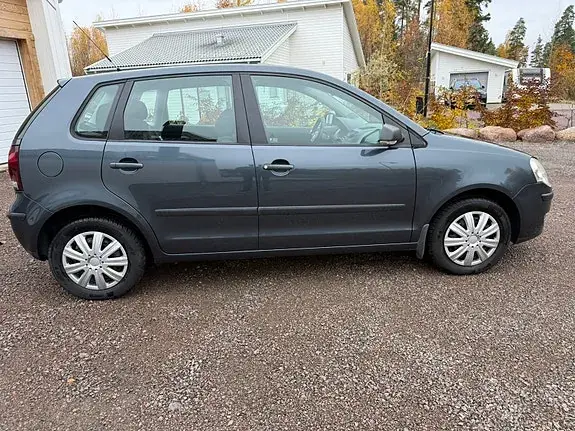Volkswagen Polo 2006 photo 4