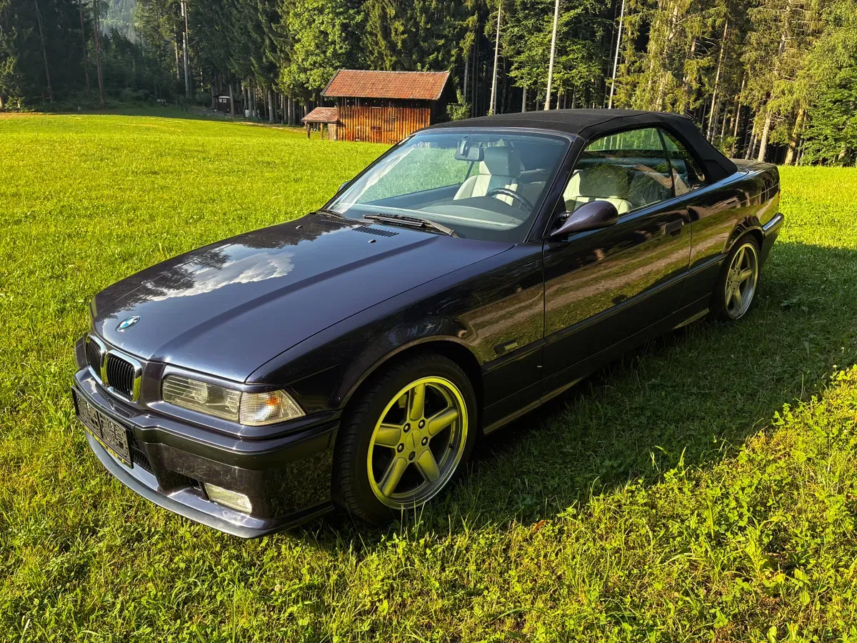BMW 3 Series 1994 photo 2