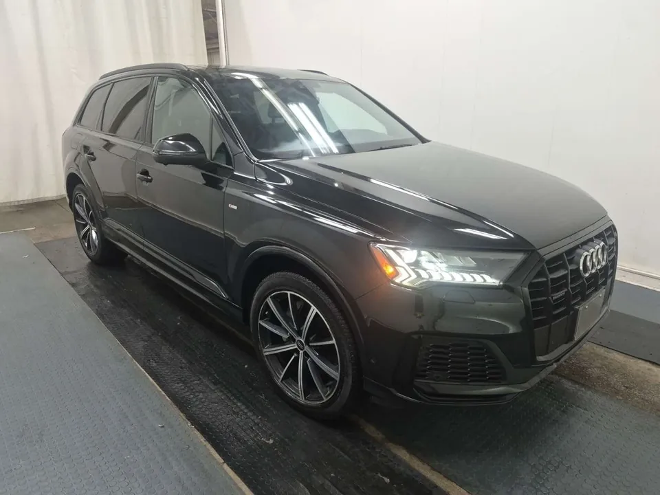 Audi Q7 2023 photo 2