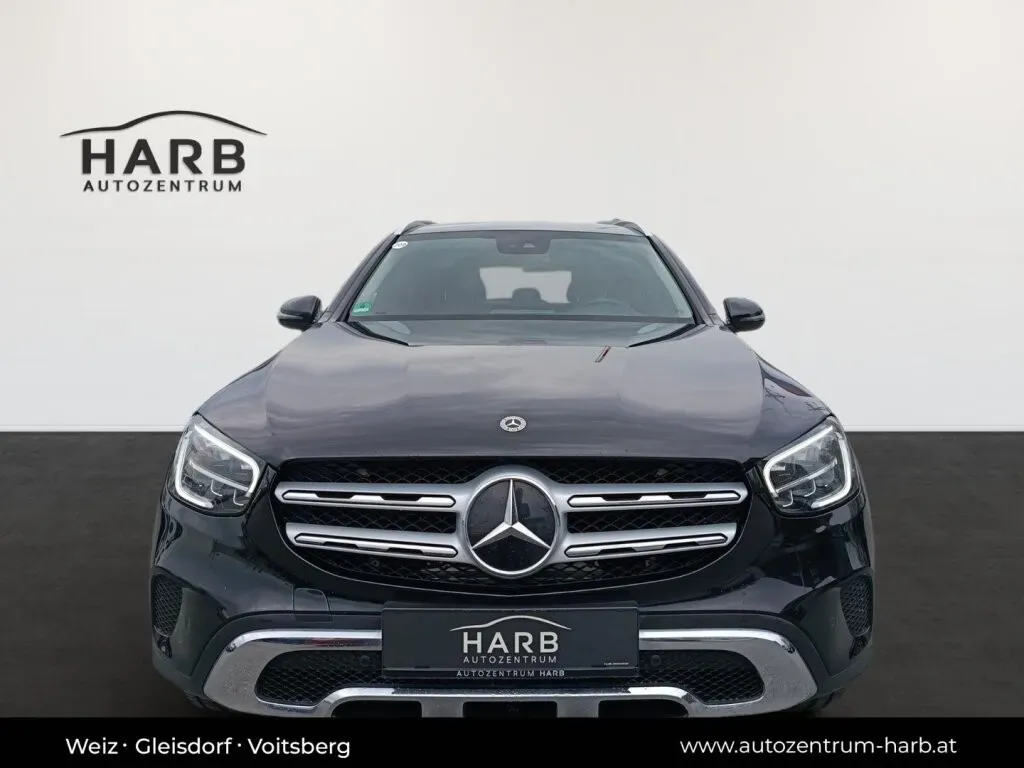 Mercedes-Benz Glc-Class 2022 photo 2
