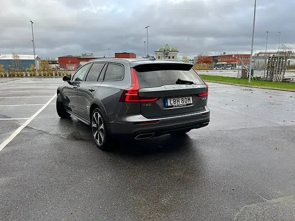 Volvo V60 Cross Country 2020 photo 3