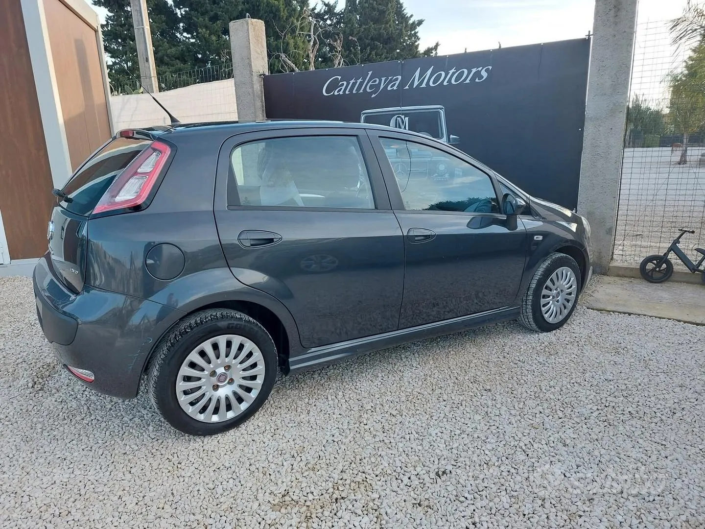 Fiat Punto Evo 2011 photo 3