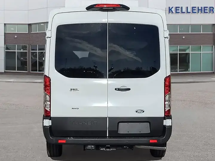 Ford Transit 2027 photo 4
