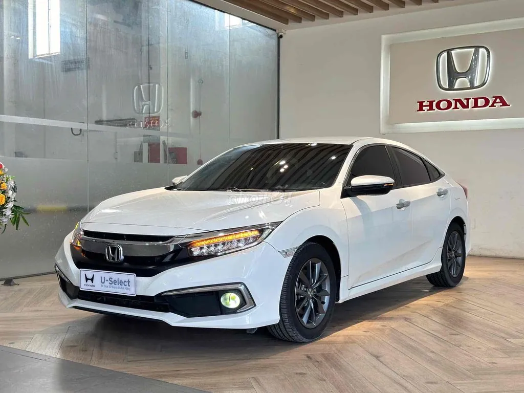 Honda Civic 2019 photo 4
