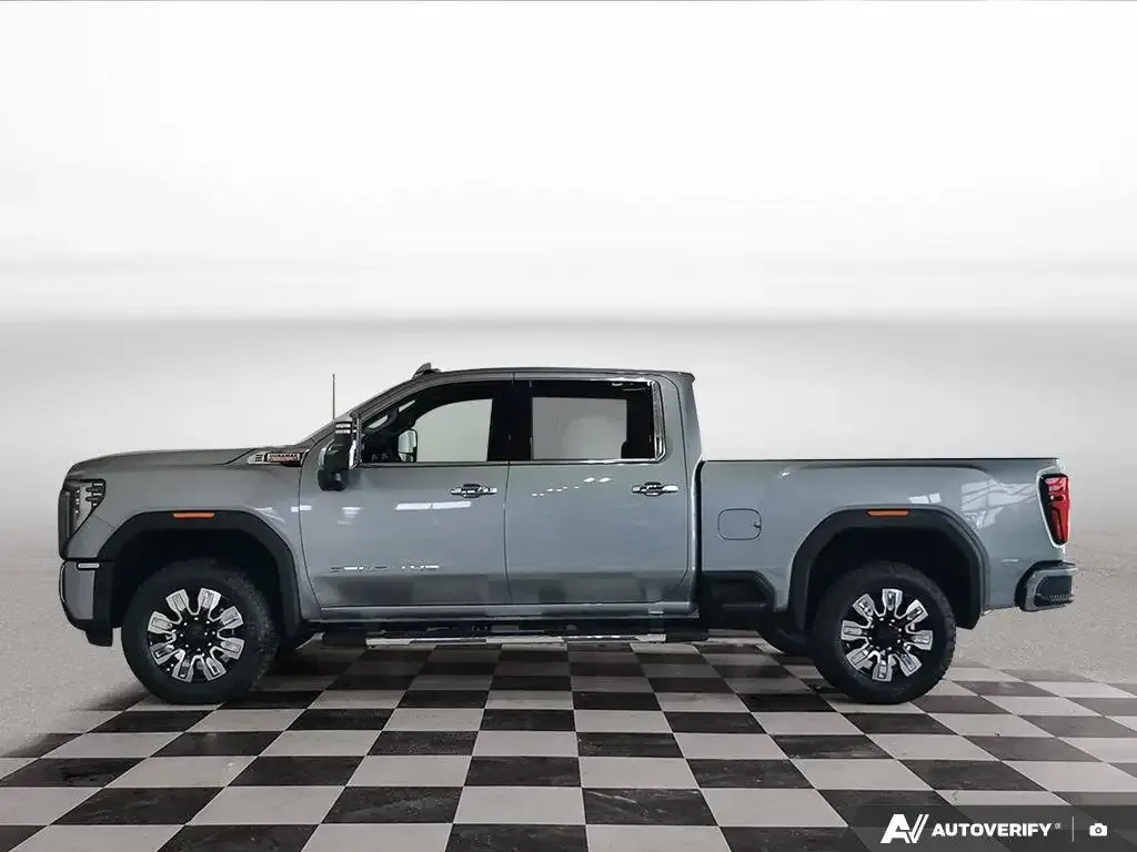 GMC Sierra 2500Hd 2026 photo 3