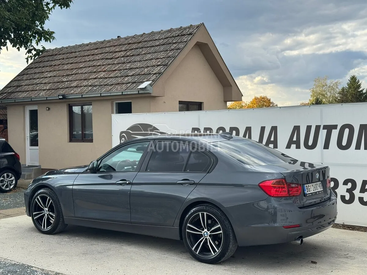 BMW 318 2012 photo 5