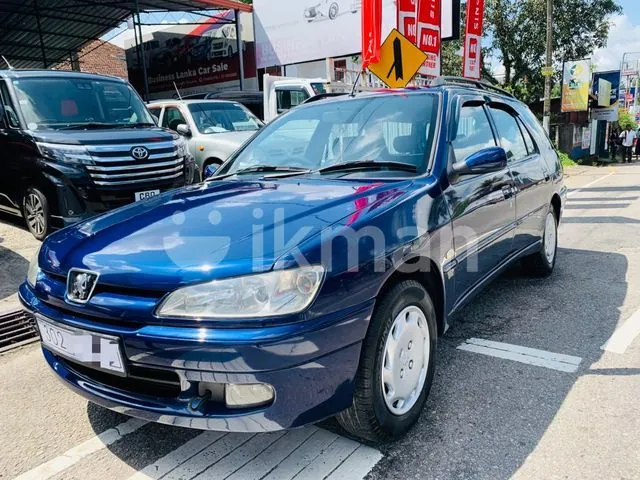 Peugeot 305 2000 photo 3