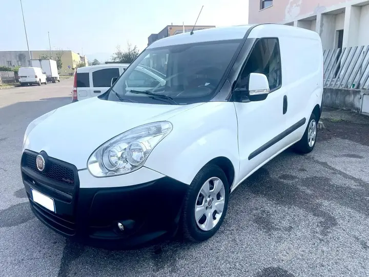 Fiat Fiorino 2012 photo 3
