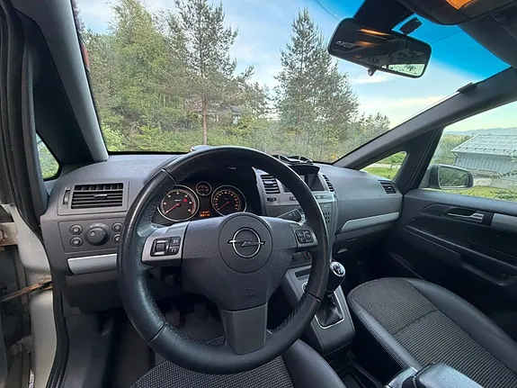Opel Zafira 2007 photo 5