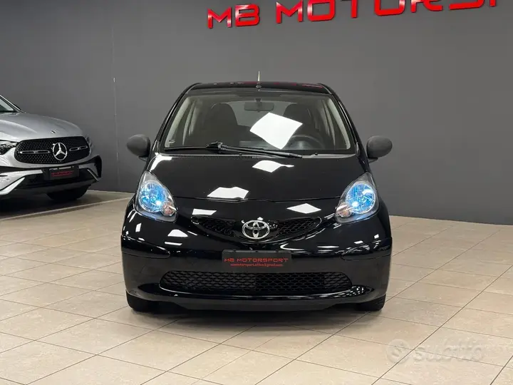 Toyota Aygo 2008 photo 2