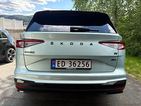 Skoda Enyaq 2022 photo 4