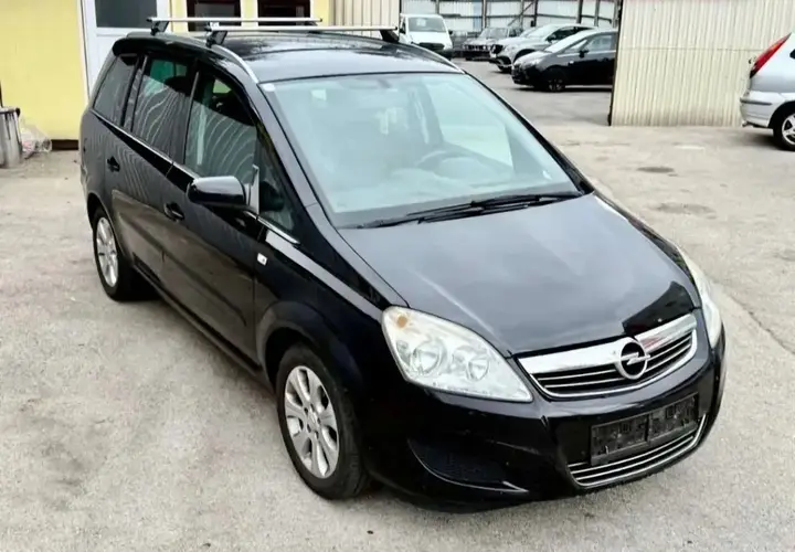 Opel Zafira 2008 photo 2