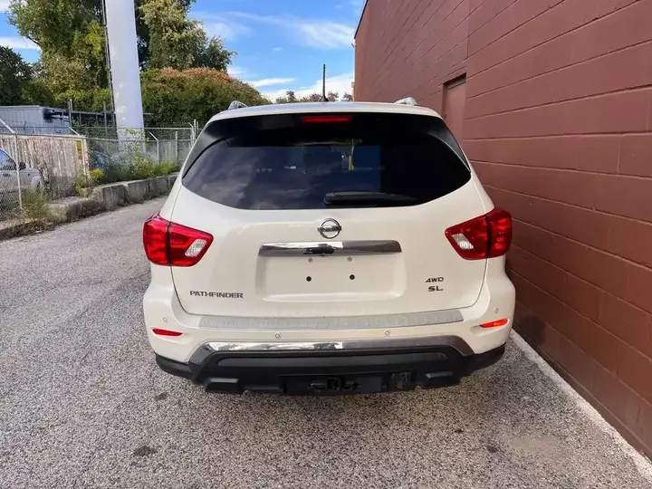 Nissan Pathfinder 2018 photo 3