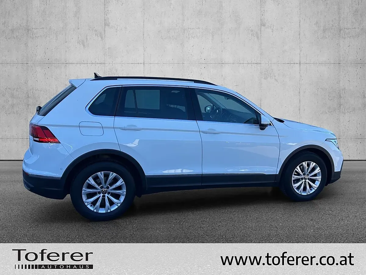 Volkswagen Tiguan 2022 photo 3