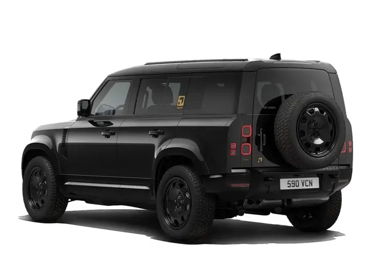Land Rover Defender photo 3