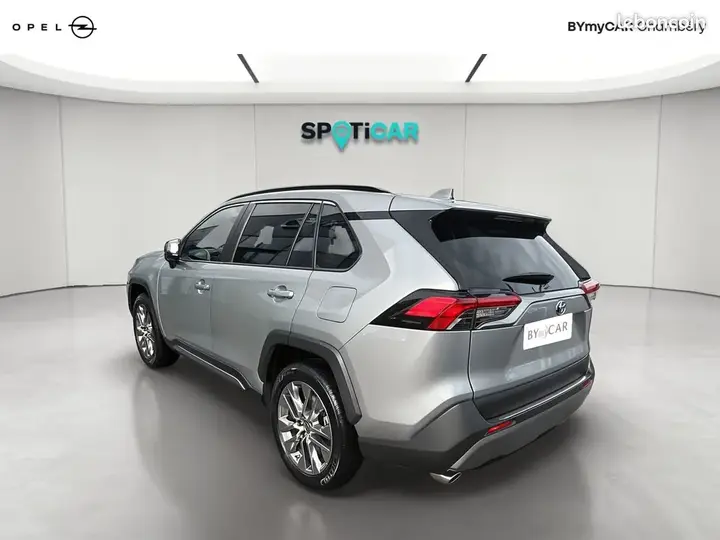 Toyota Rav4 2025 photo 3