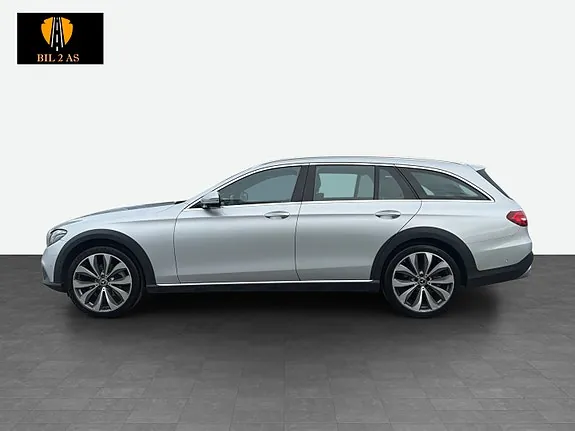 Mercedes-Benz E-Class 2017 photo 2