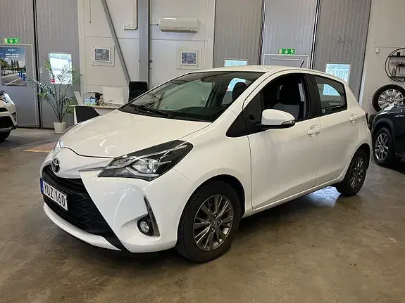 Toyota Yaris 2017 photo 5