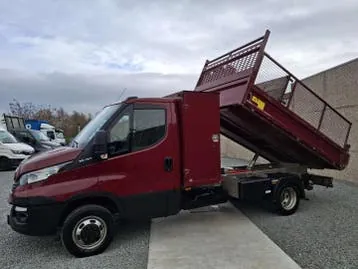 Iveco Daily 2018 photo 3