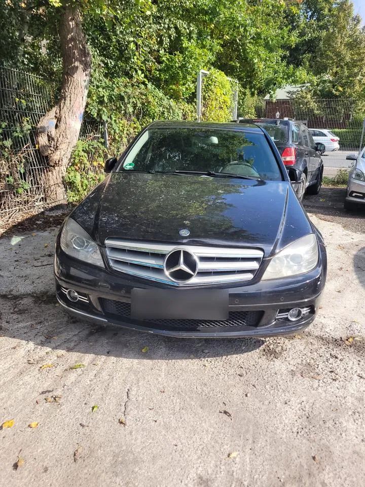 Mercedes-Benz C200 Cgi
