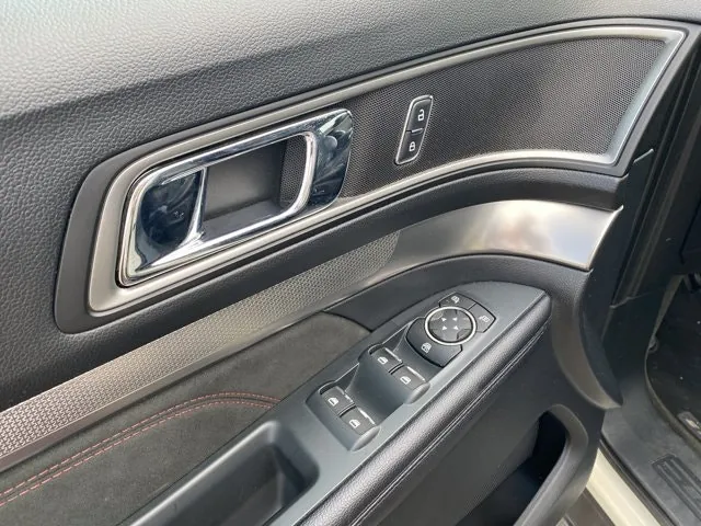 Ford Explorer 2018 photo 5