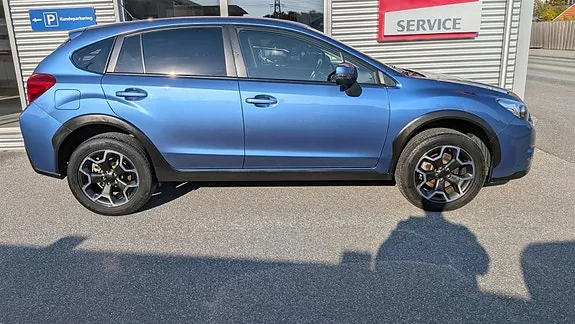 Subaru Xv 2014 photo 2