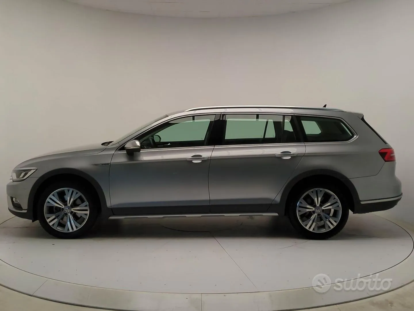 Volkswagen Passat 2018 photo 4