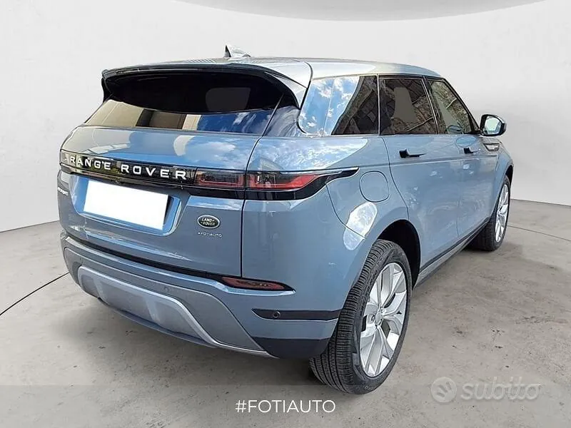 Land Rover Range Rover Evoque 2022 photo 2