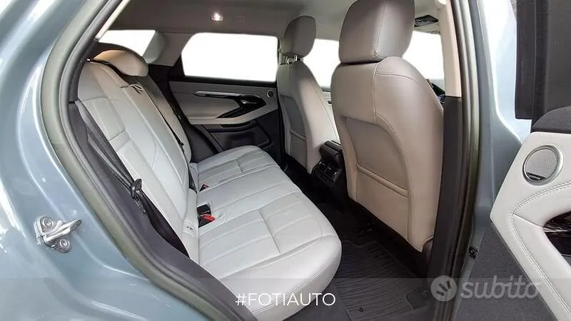 Land Rover Range Rover Evoque 2022 photo 5